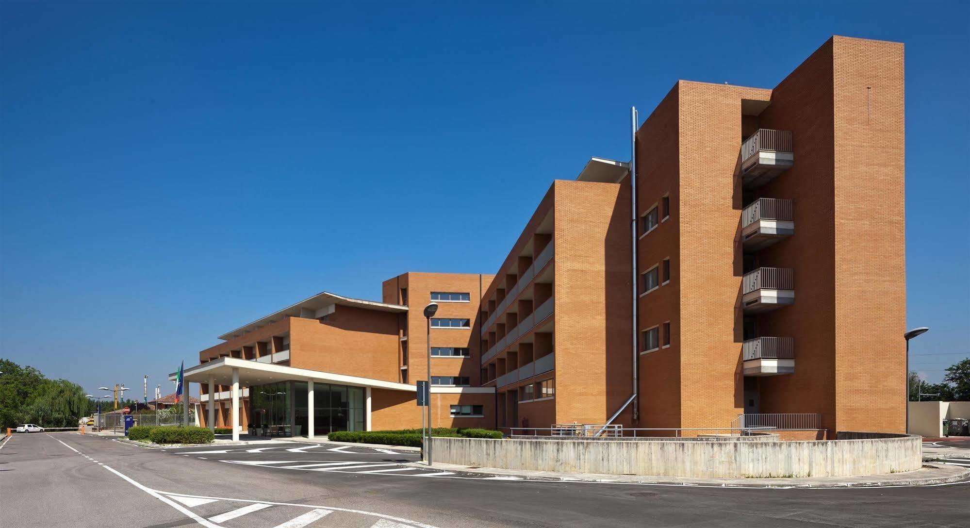 Inn Naples Airport Gricignano dʼAversa Buitenkant foto